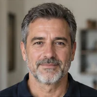 Álvaro Robles